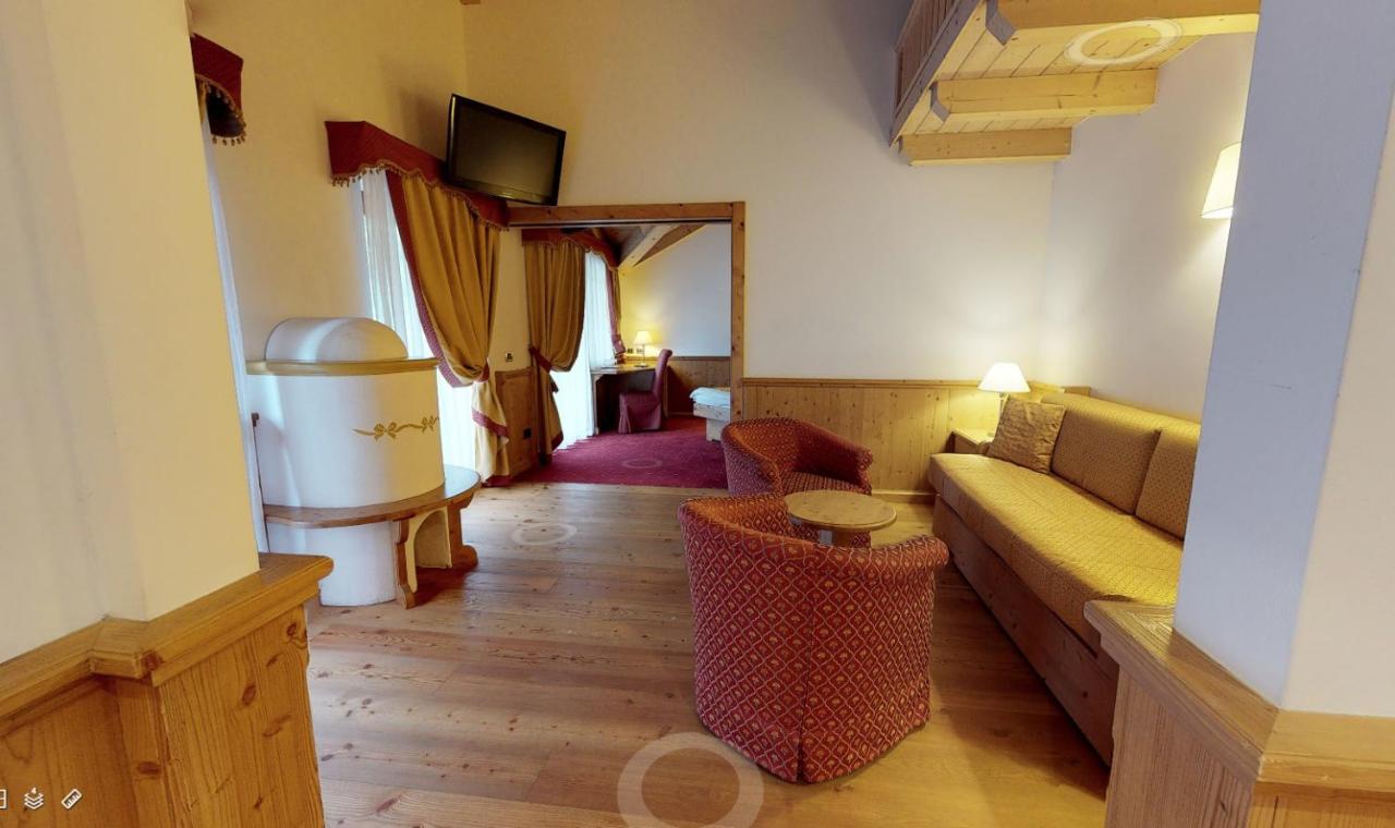 Sporthotel Rosatti Dimaro Exterior photo