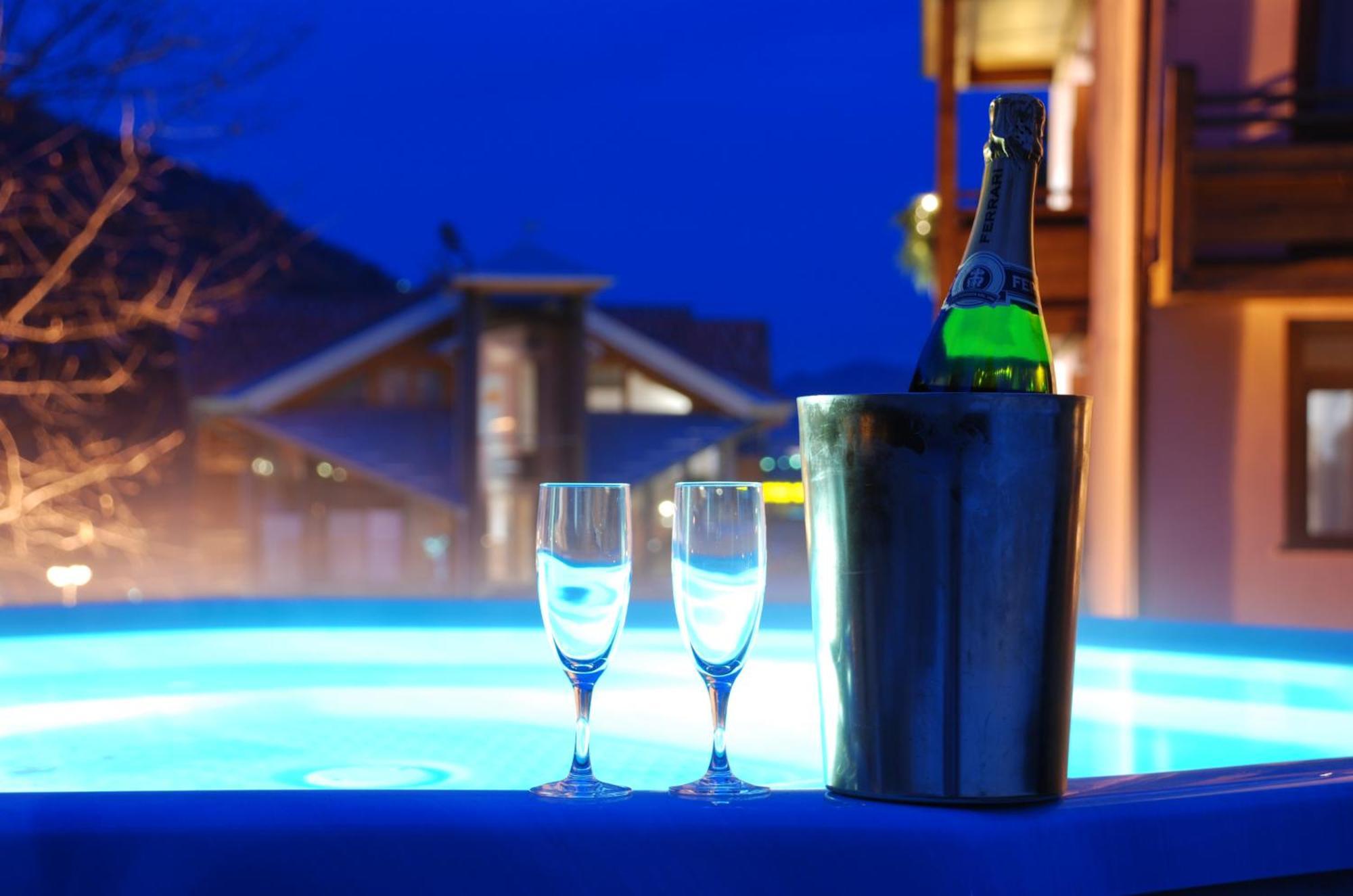 Sporthotel Rosatti Dimaro Exterior photo