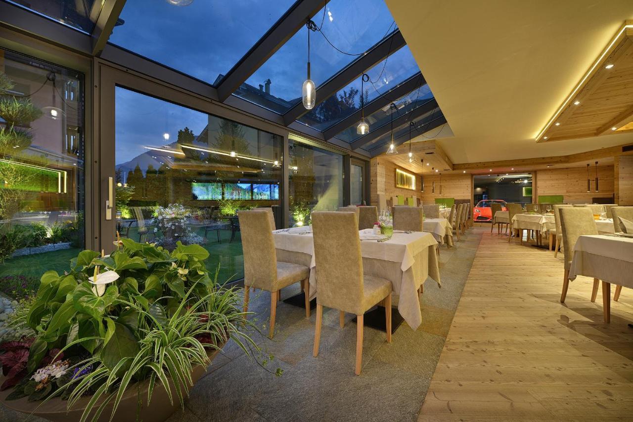 Sporthotel Rosatti Dimaro Exterior photo